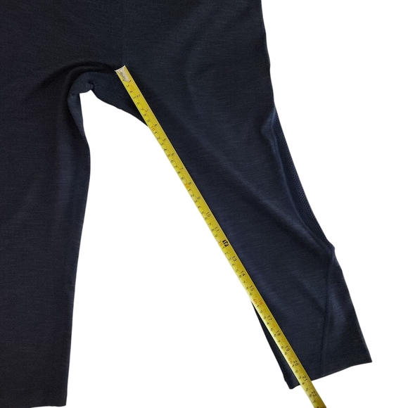 Nanette Lepore Navy Heathered Cropped Leggings – Size L – Excellent Condition - Picture 11 of 14